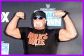 Bodybuilding Legend Lou Ferrigno’s Bicep Looks Like a Stick Next to Hulk Hogan’s
24-Inch Python in a Rare Photo